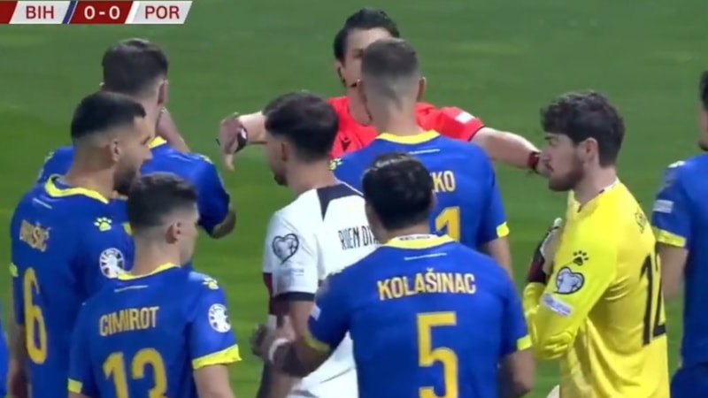 Edin Dzeko, milli maçta Halil Umut Meler'le gerginlik yaşadı