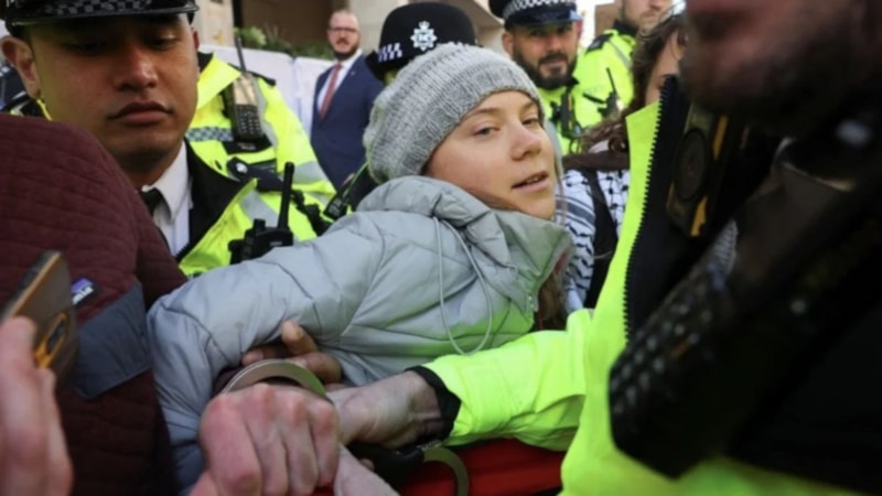 İklim aktivisti Greta Thunberg, Londra'da gözaltına alındı