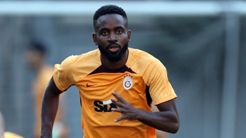 Cedric Bakambu formayı unuttu