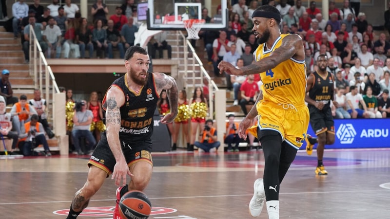 FIBA, İsrail hakkındaki erteleme kararını uzattı