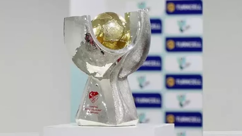 Süper Kupa maçı 30 Aralık'ta Suudi Arabistan'da oynanacak