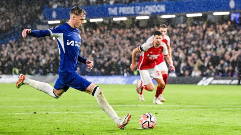 Chelsea sahasında Arsenal ile 2-2 berabere kaldı