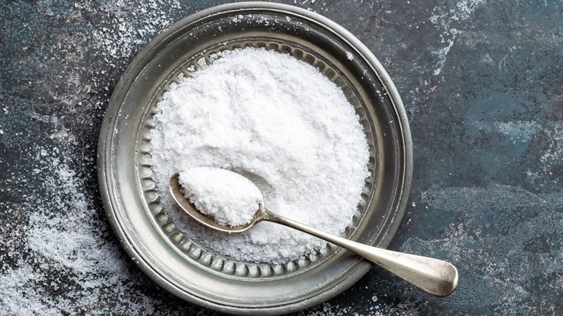 Tuzu fazla kaçıranlar buraya! Bu basit yöntemlerle yemeğinizi kurtarabilirsiniz...