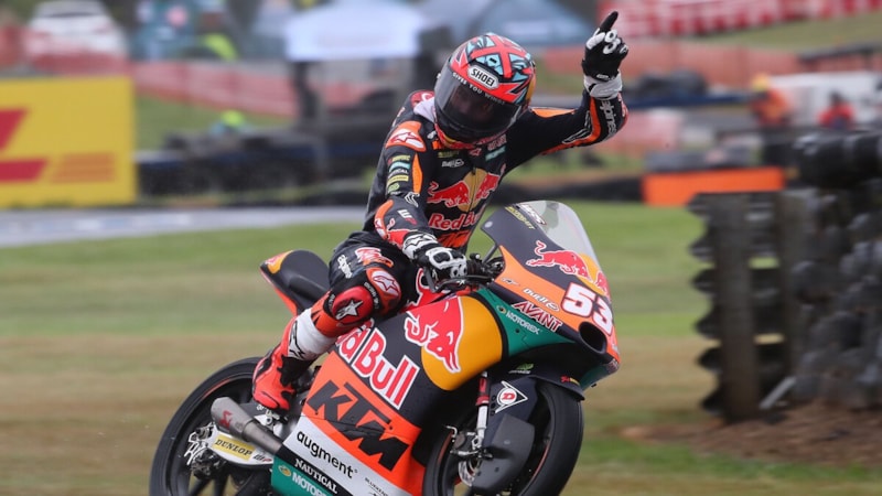 Deniz Öncü, Moto3'ün Avustralya ayağını zirvede bitirdi