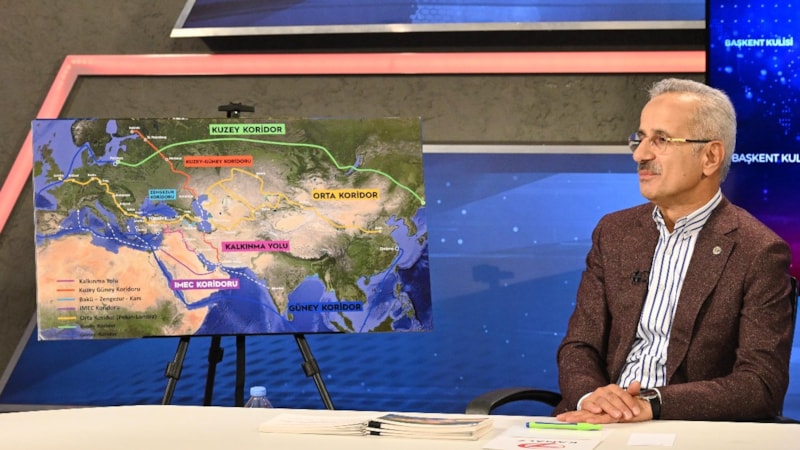 Abdulkadir Uraloğlu, AB'ye Kalkınma Koridoru’nu anlatacak