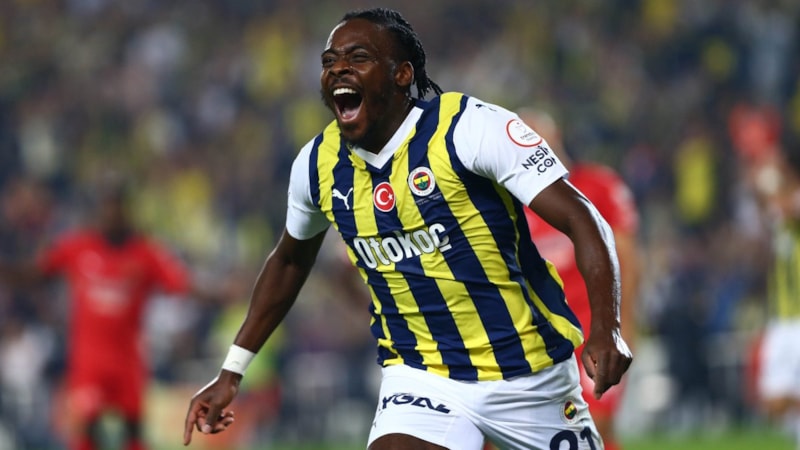 Osayi-Samuel'den Fred'e övgü: Her maçta yüzde 110'unu veriyor