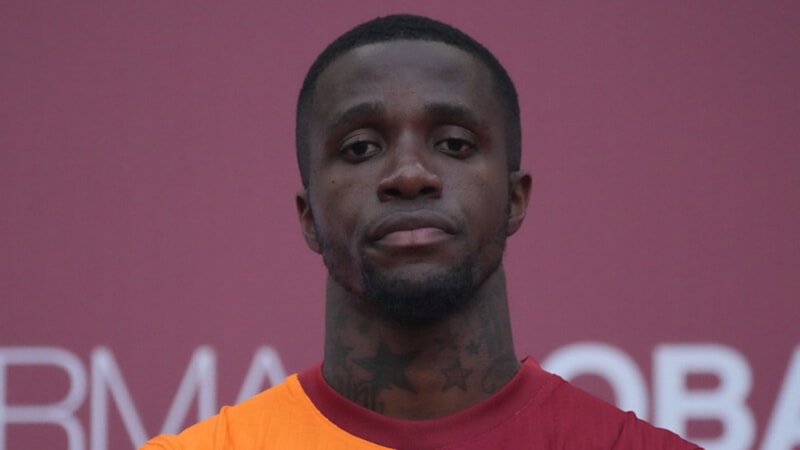 Wilfried Zaha, Bayern'e bileniyor