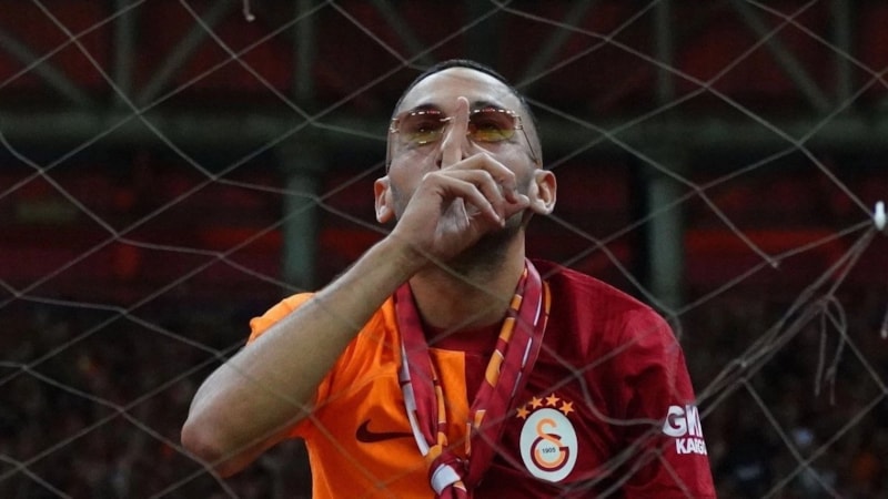 Hakim Ziyech forma şansı bekliyor