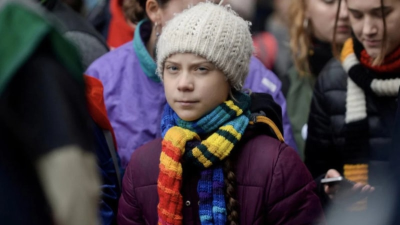 İsrail, Gazze'ye destek veren Greta Thunberg'i müfredattan siliyor