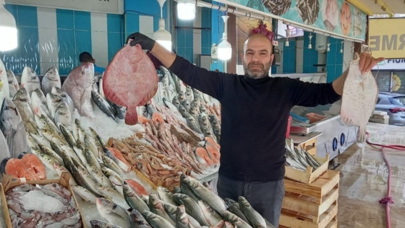 Ege’de yaz gitmeyince balıklar da gelmedi: Fiyatlar cep yakıyor