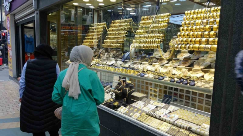 İsrail’in Gazze saldırısı altının yükselişini tetikledi