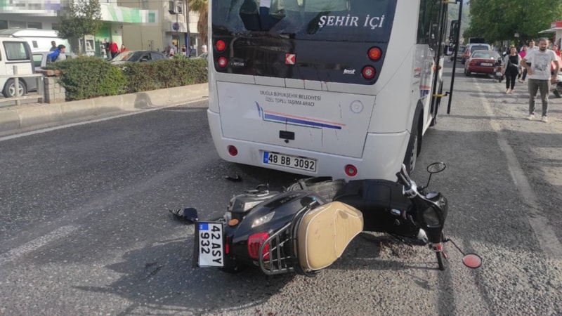 Muğla'daki motosiklet sürücüsü kazada can verdi