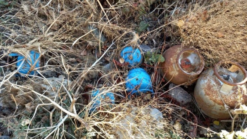 Hakkari'de terör operasyonu! Teröristlere ait malzemeler ele geçirildi