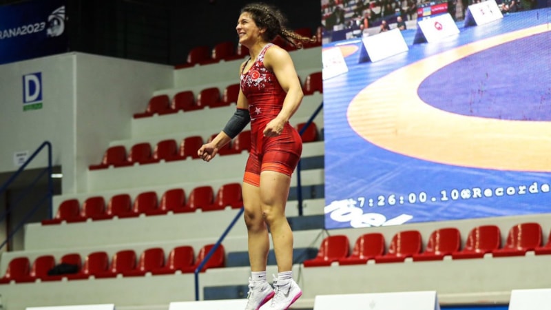 Nesrin Baş'tan tarihi başarı! Üst üste 2. dünya şampiyonluğuna ulaştı