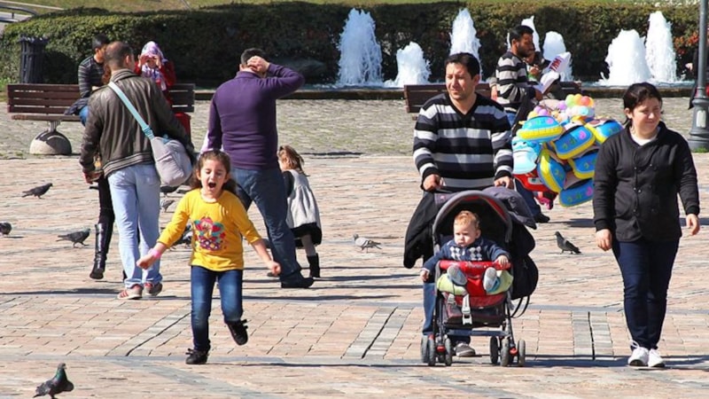 Hafta sonu sıcak hava etkili olacak