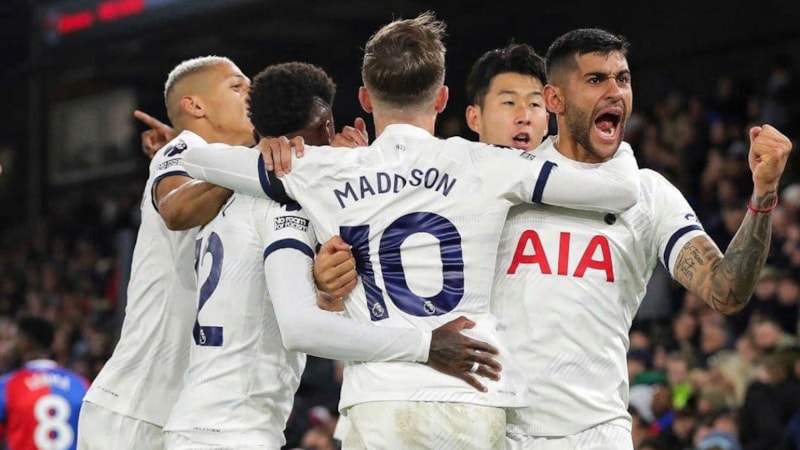 Crystal Palace'ı yenen Tottenham Hotspur liderliğini sürdürdü
