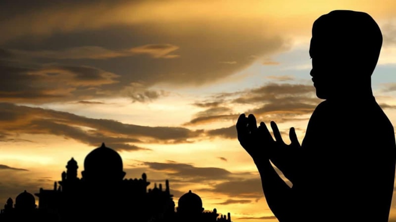 Sabah duası okunuşu: Uyanınca hangi dualar okunur? 3 kez okuyan yerde gökte korunur