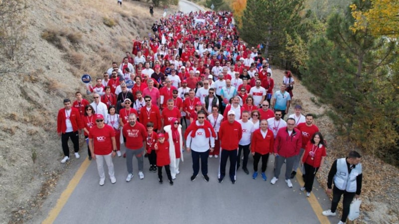 ASELSAN çalışanları Cumhuriyet için yürüdü