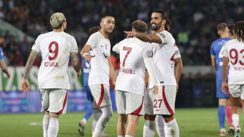 Galatasaray, Rizespor deplasmanından üç puanla döndü