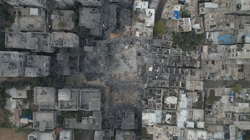 İsrail, 24 saat içinde Gazze'deki 450 hedefi vurdu