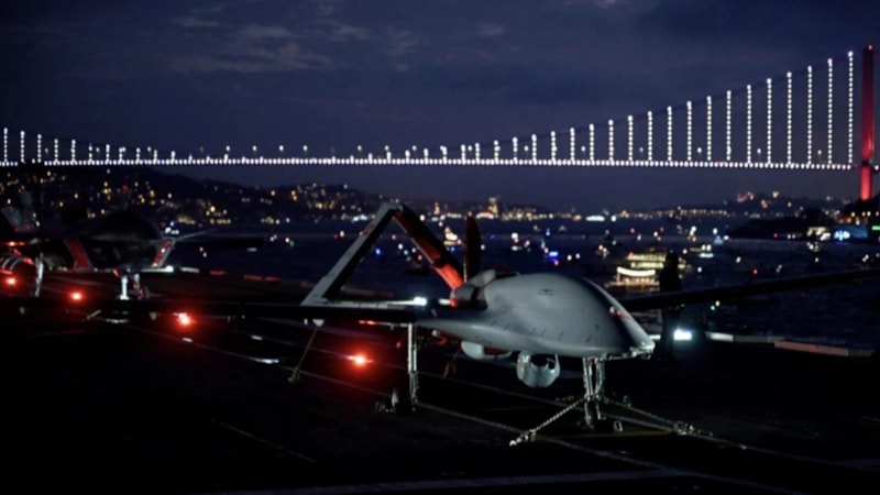 Selçuk Bayraktar duyurdu: Bayraktar TB3 2024'te gemide olacak