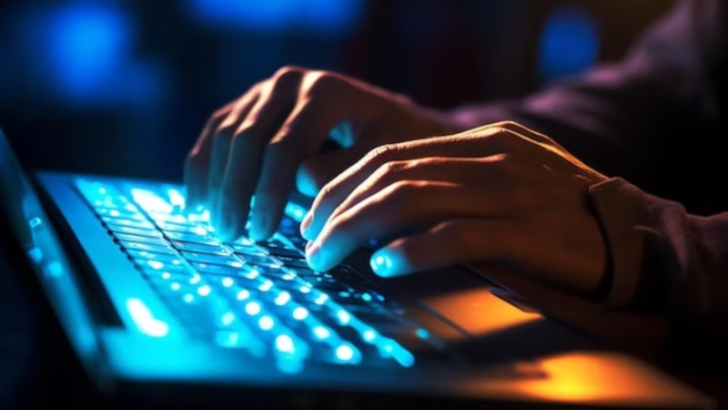 Güvenlik şirketi açıkladı: Bu isimleri Google'da ararken iki kere düşünün!