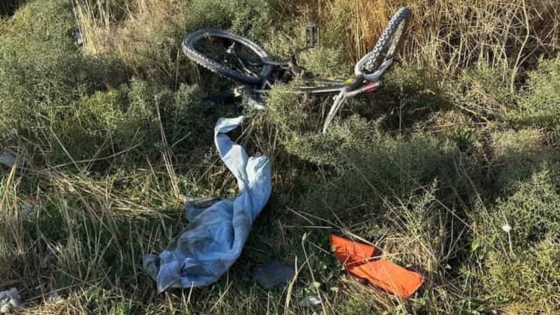 Mardin'de traktörün arkasına tutunan çocuk kazada can verdi