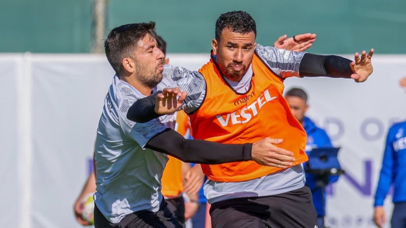 Trabzonspor'a 2 kötü haber! Bakasetas ve Trezeguet Fenerbahçe maçında yok