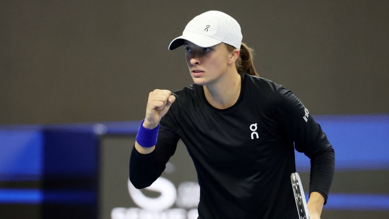 WTA Finalleri'nde Iga Swiatek ve Coco Gauff rakiplerini yendi