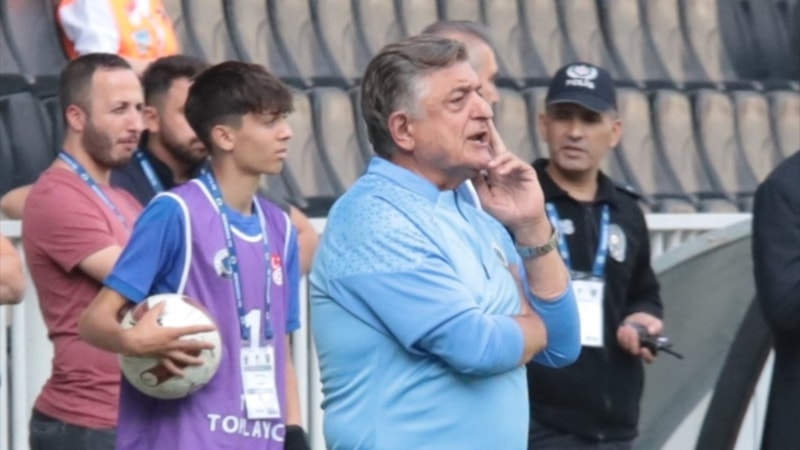 Yılmaz Vural, Menemen FK'nin başındaki ilk maçında tur atladı!