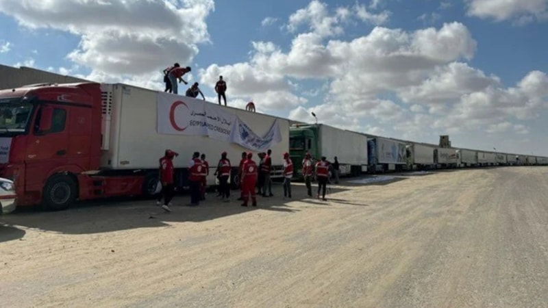 Gazze'ye 102 yardım tırı daha ulaştı