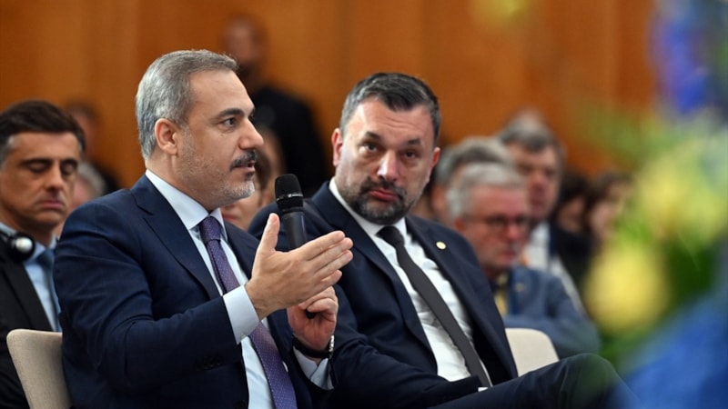 Dışişleri Bakanı Hakan Fidan'dan AB'li mevkidaşlarına sert sözler