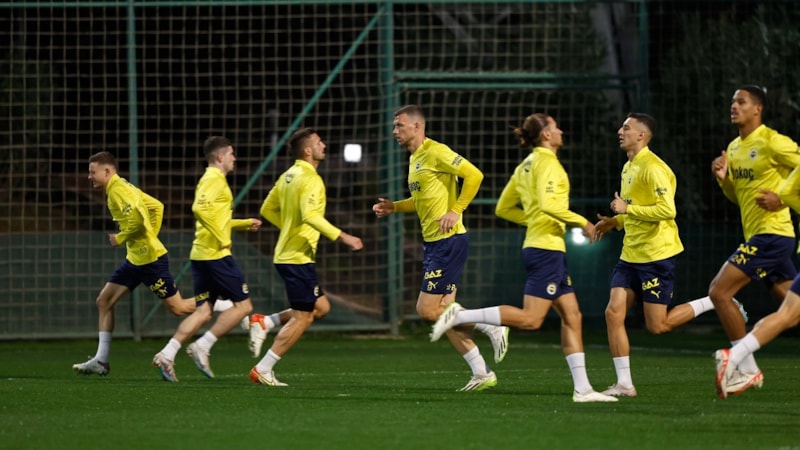 Fenerbahçe, Trabzonspor maçının hazırlıklarını bitirdi