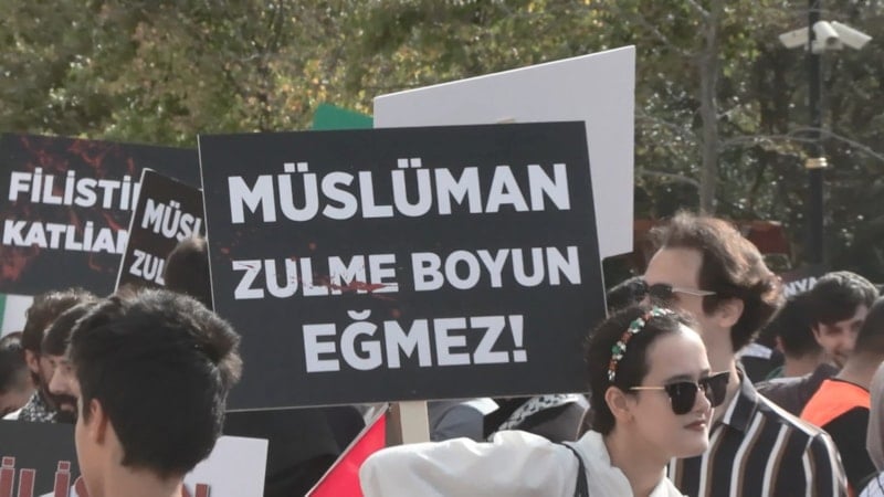 AK Parti İstanbul Gençlik Kolları'ndan Gazze'ye destek yürüyüşü