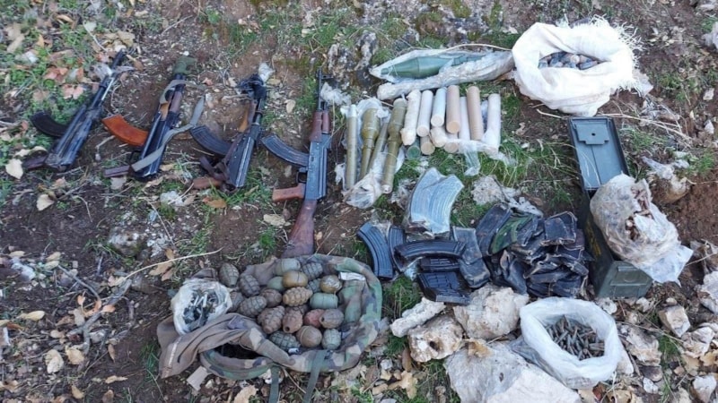 Irak'ın kuzeyinde teröristlere ait mağara ve sığınak imha edildi: İşte geçirilenler