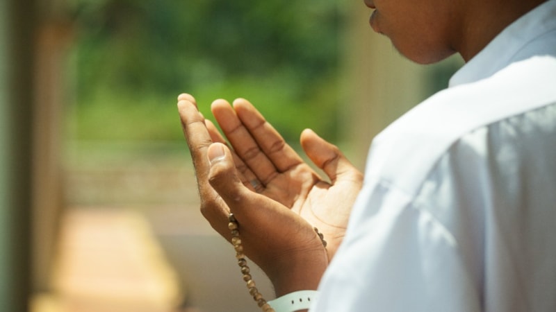 Dardayken okuyana para yağar! Ebediyen fakirlik görmez...