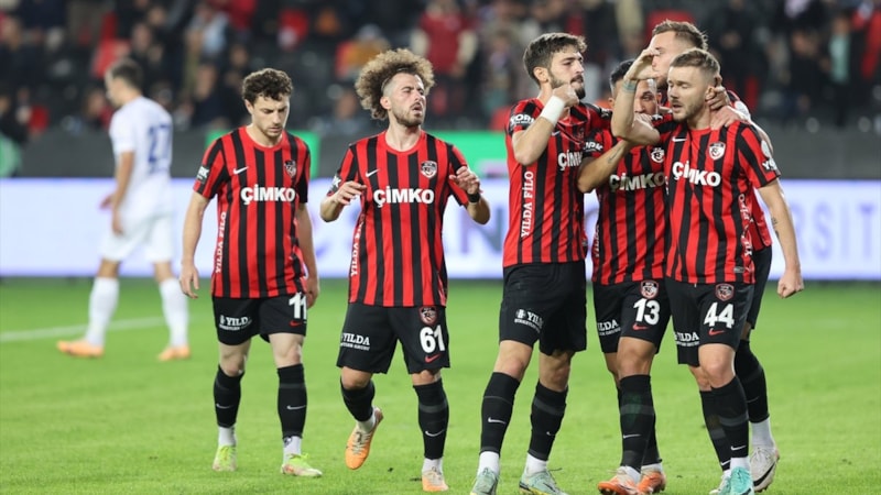 Gaziantep FK, Rizespor'u net skorla geçti