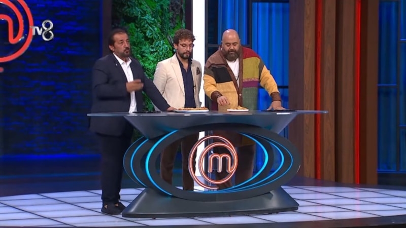 Masterchef'te yeni takımlar belli oldu! Kaptanlık düellosunu bakın kim kazandı