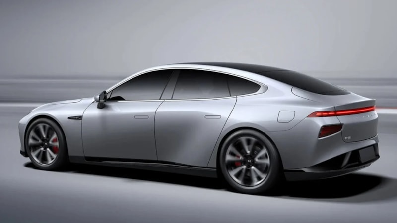 Xiaomi'nin elektrikli sedanı bir kez daha görüntülendi