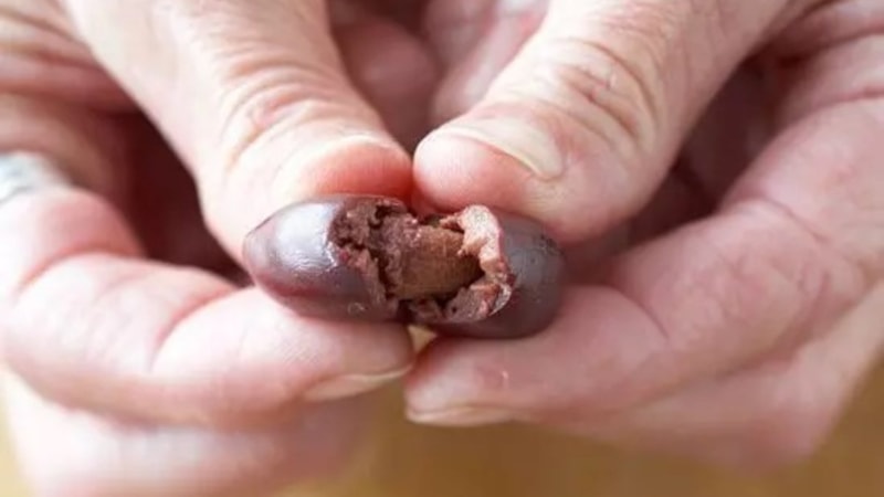 Sabahları 3 zeytin çekirdeği yutun, bir ömür rahat olun...