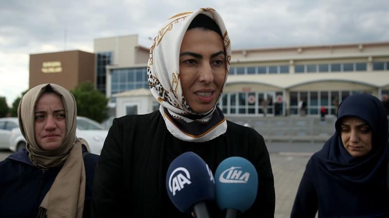 Nihal Olçok, Gelecek Partisi'nden istifa etti