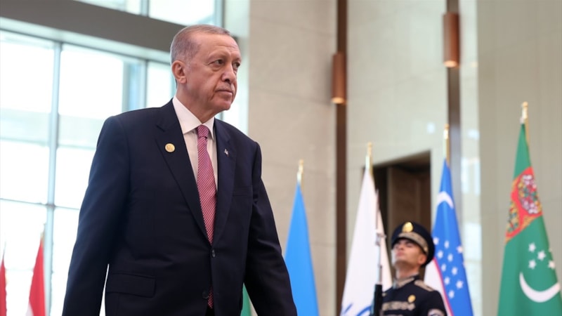 Cumhurbaşkanı Erdoğan'ın Özbekistan'daki diplomasi trafiği