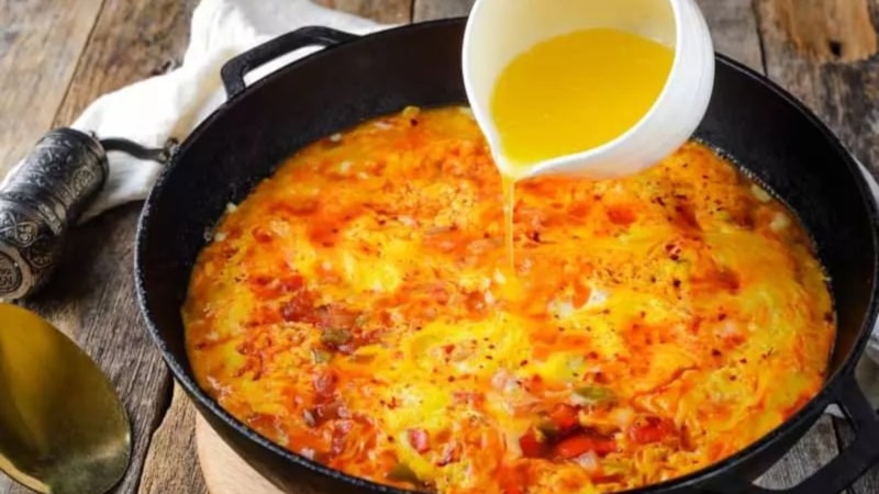 Tavayı sıyırtacak sır! Menemene yumurtayı löp diye atmayın, önce...