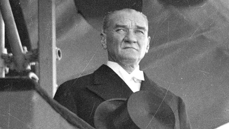 Diyanet'in 10 Kasım mesajı: Gazi Mustafa Kemal Atatürk'ü saygı ve minnetle yad ediyoruz