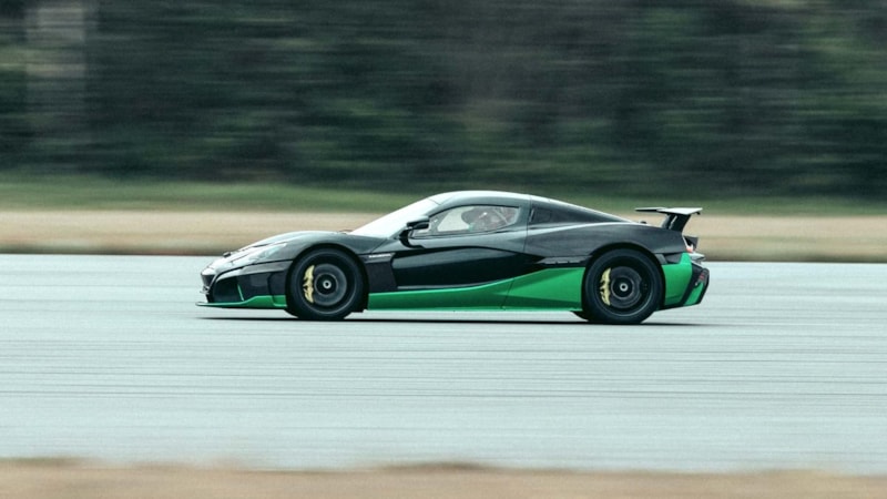 Geri viteste dünyanın en hızlı otomobili: Rimac Nevera