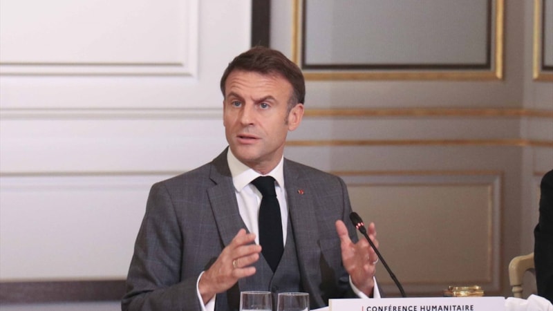 Macron'dan İsrail'e: Gazze'yi bombalamayı durdur