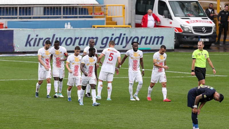 Kasımpaşa - Kayserispor maçı nefesleri kesti! Tam 7 gol...