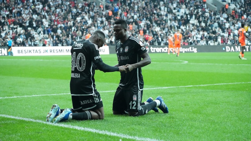 Beşiktaş, Başakşehir karşısında tek golle güldü