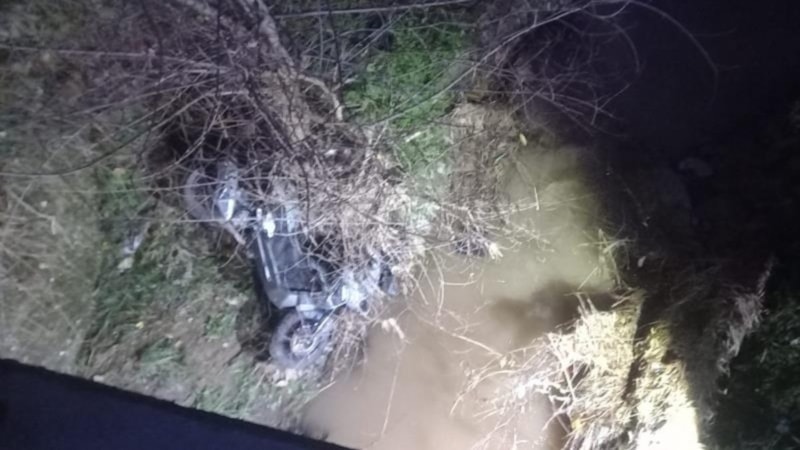 Kütahya'da dereye uçan motosikletin sürücüsü can verdi