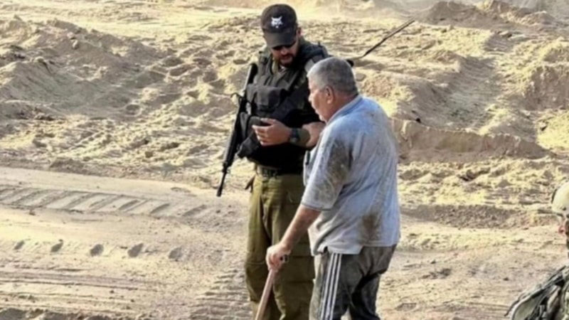 İsrail askerleri 'yardım ediyoruz' pozu verdikleri yaşlı adamı öldürdü